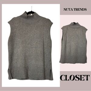 Gray Sleeveless Boxy Tank Top with Mandarin Collar